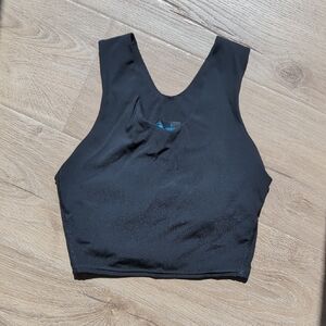 Janji Black Crop Top